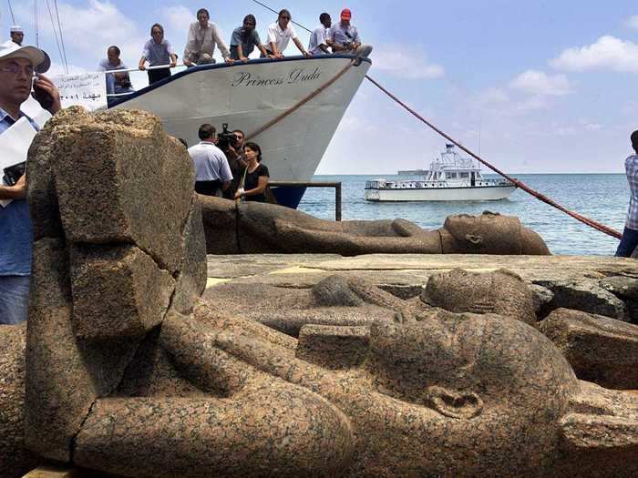 An earthquake caused the ancient Egyptian city of Thonis-Heracleion to sink.