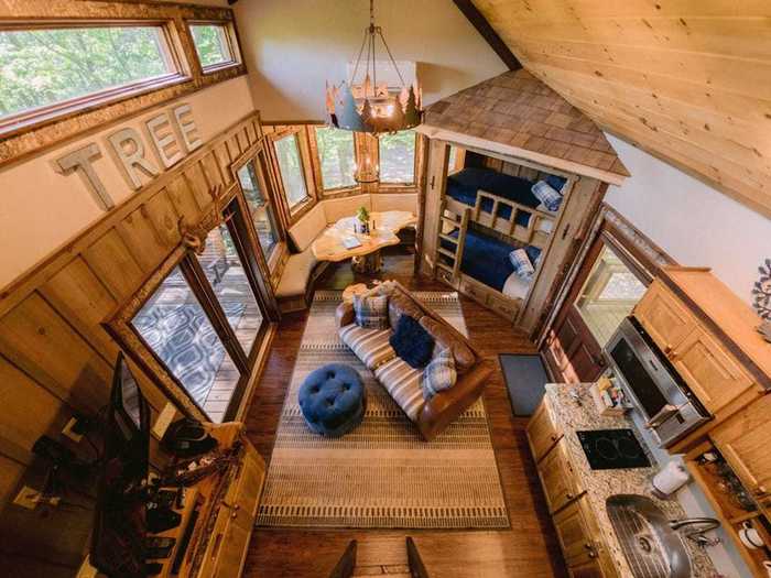 A luxury treehouse in Blue Ridge, Georgia, $251