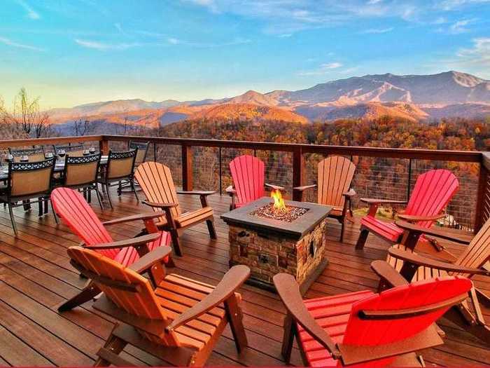 A luxe cabin with a view in Gatlinburg, Tennessee, $399