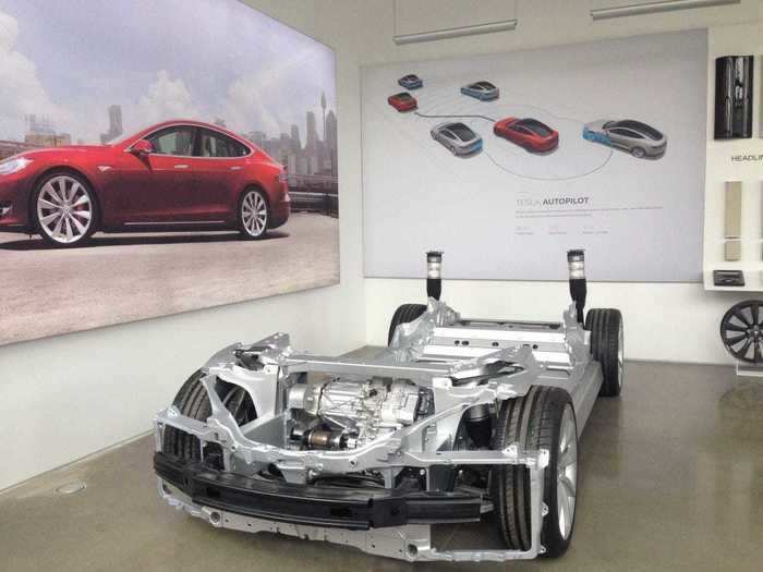 The first iterations of the Model S could be configured with either a 65 kilowatt-hour or 85 kilowatt-hour battery pack, with rear-wheel-drive and a single motor.