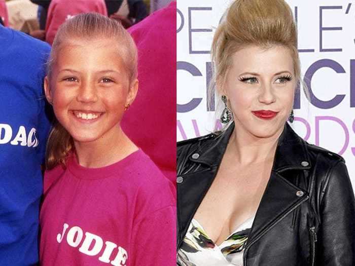 "Full House" wrapped up in 1995 leaving Jodie Sweetin, who played Stephanie Tanner, out of work.