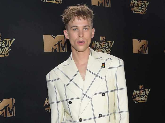 "13 Reasons Why" star Tommy Dorfman, 28, is non-binary.