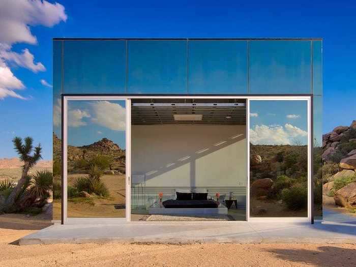 ... and sliding glass doors that open up to the outside.