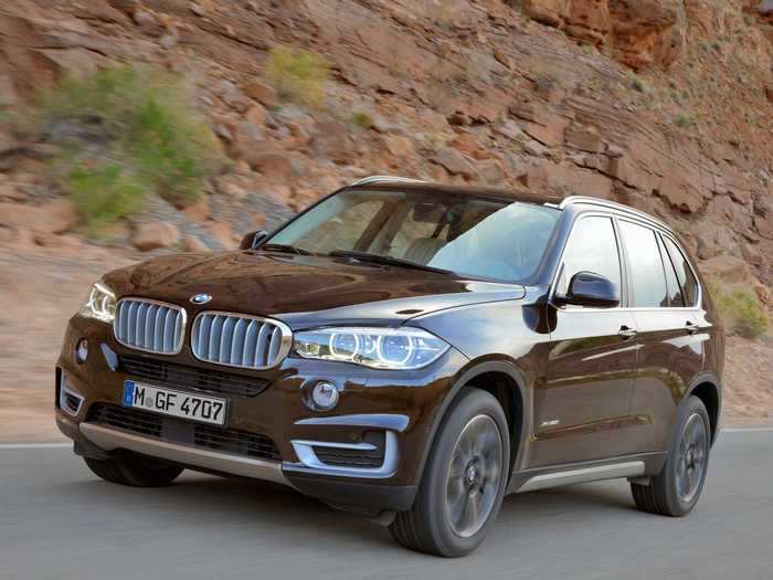 11. BMW X5 4WD