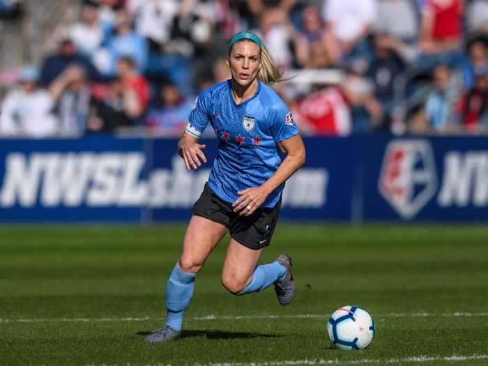 Julie Ertz — Chicago Red Stars and USWNT