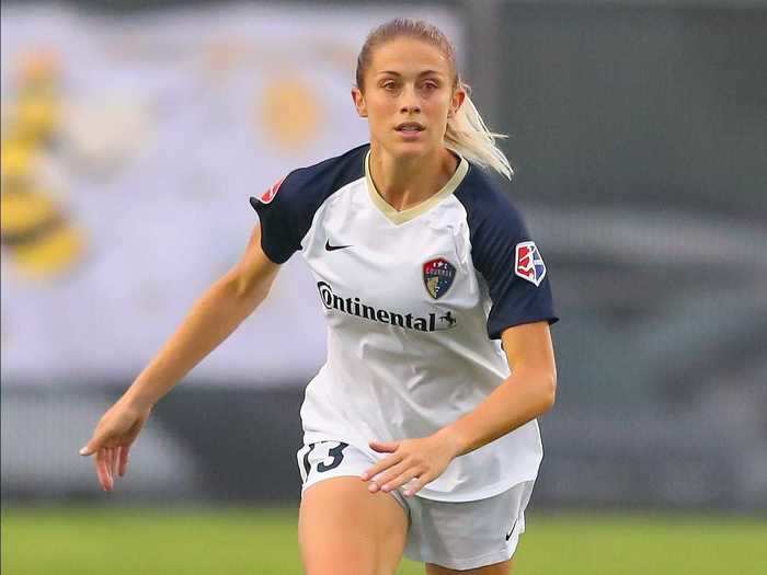 Abby Dahlkemper — North Carolina Courage and USWNT