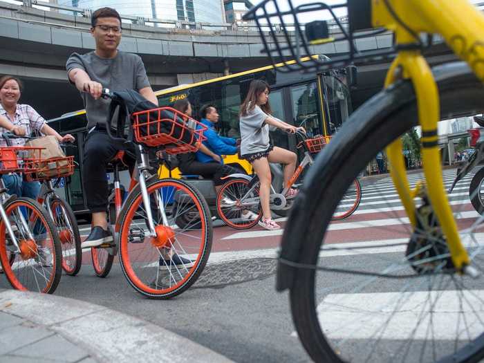 But the bike-share arena went from small and cashless to lucrative and booming around this time as Chinese competitors like Mobike picked up steam and soon-to-be rivals like Lime entered the spotlight.