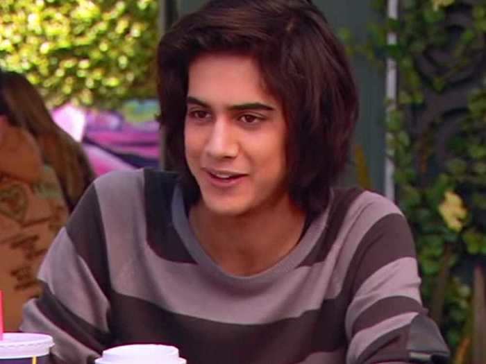 Aspiring actor Beck Oliver was portrayed by Avan Jogia.