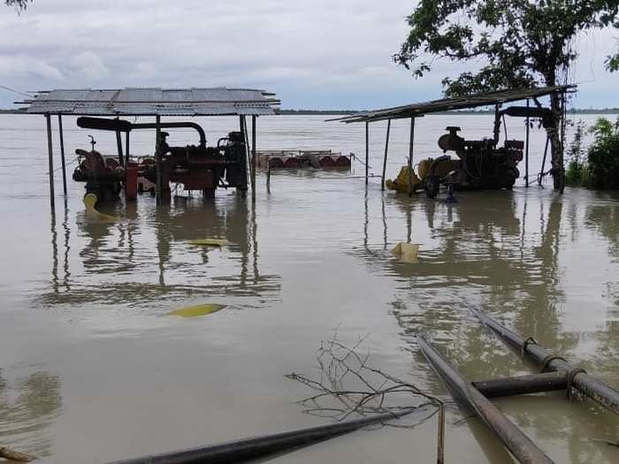 NDRF along with ASDRF carried over 27,308 people to 193 relief camps