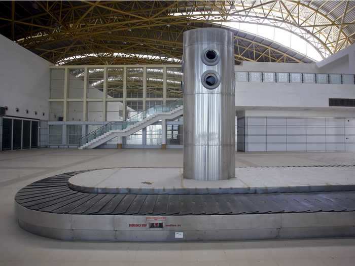 No passengers or planes have ever passed through Jaisalmer Airport in Rajasthan, India.