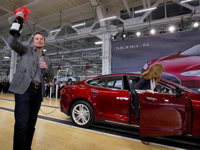 June 22, 2012: Tesla begins delivery of Model S.