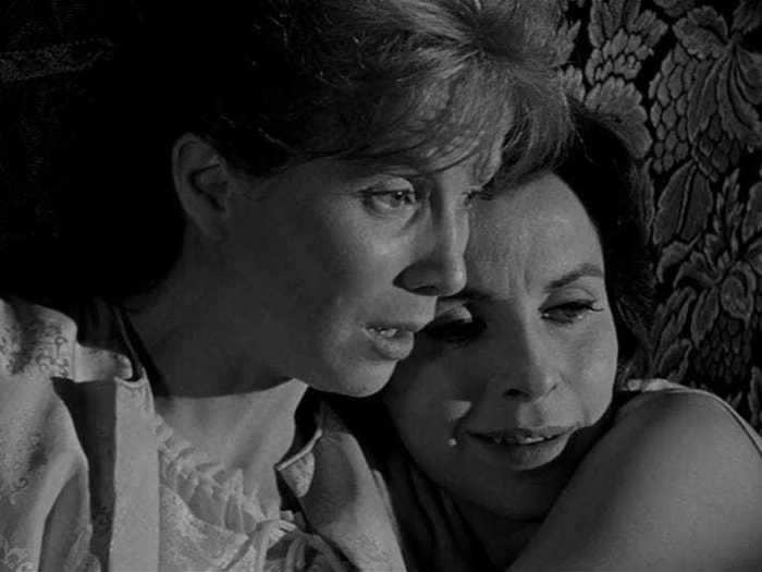 The 1963 horror film "The Haunting" features a clairvoyant gay woman who falls for another woman in a haunted house.