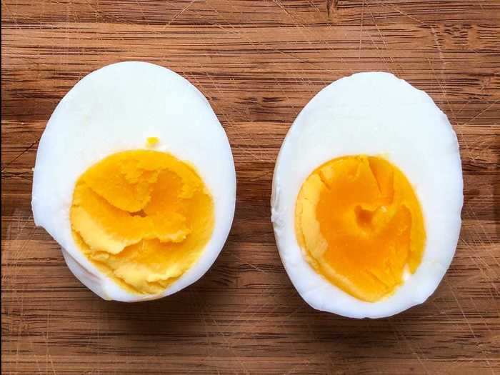 After 10 minutes of sitting in the pan, the egg that didn