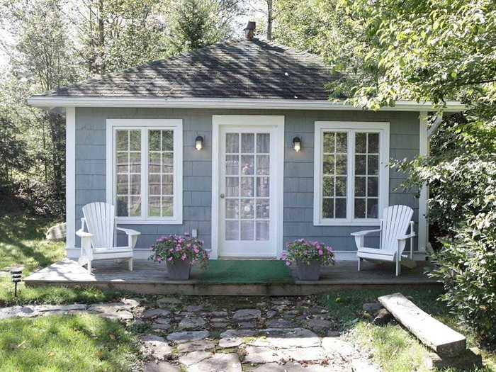 Romantic cottage in Lake Placid, $195