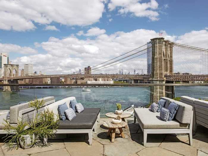 1 Hotel Brooklyn Bridge - Brooklyn, NY