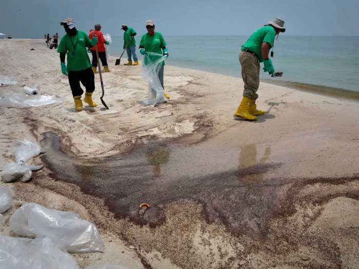 During the closures, thousands of workers hired by BP embarked on a massive cleanup effort to help restore the beaches to their previous condition. Scientists estimate that about 20% of the spilled oil is still on the ocean floor.