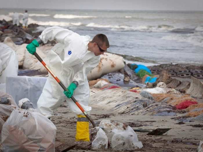 In the worst-hit areas, once snow-white beaches were covered with globs of tar and reeked of oil. The economic fallout spread far beyond the 1,100 miles that were damaged.