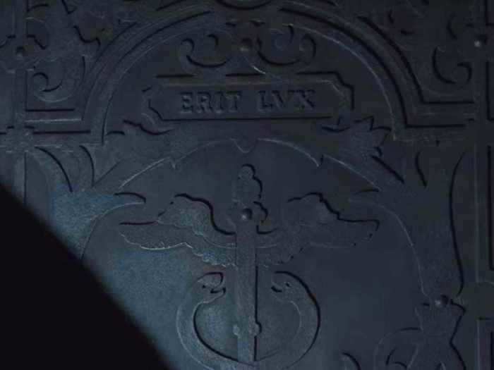 The doorway in world two says "Erit Lux" instead of "Sic Mundus Creatus Est." That