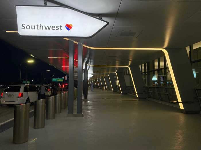 Passengers getting dropped off at the terminal would arrive here at the departures roadway. A key design feature here is that the sidewalk and roadway are level, allowing for an easy transfer from the road to the terminal.