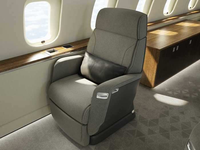 The jet features the new Nuage seat that uses a new tilt system to offer a deep recline. It can also go fully flat for sleeping.