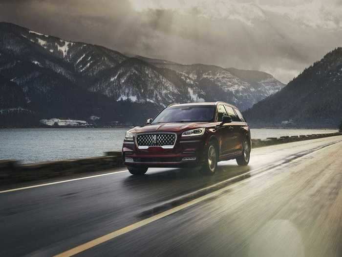 24. Lincoln Aviator (assembled in Chicago)