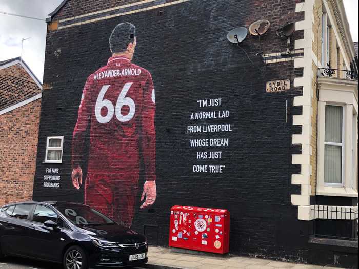 The lack of action gave me a chance to go and explore some of the stunning artwork on display around the area, such as this beautiful mural of defender Trent Alexander-Arnold.