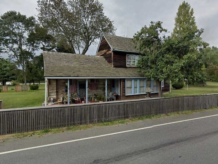 NEW JERSEY: C. A. Nothnagle Log House in Gibbstown