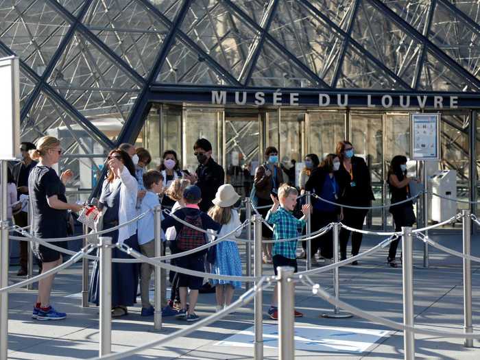 Now, museum staff estimate that it will only have between 4,000 and 10,000 visitors a day.