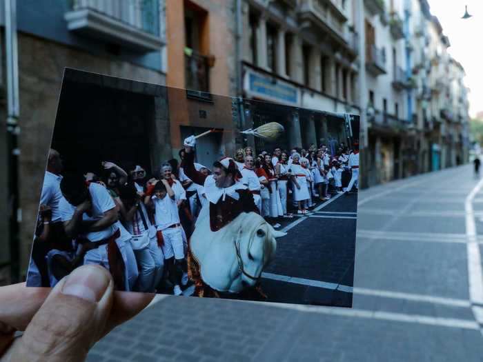 During this procession, "Zaldikos," or men wearing horse costumes, join in on the festivities.