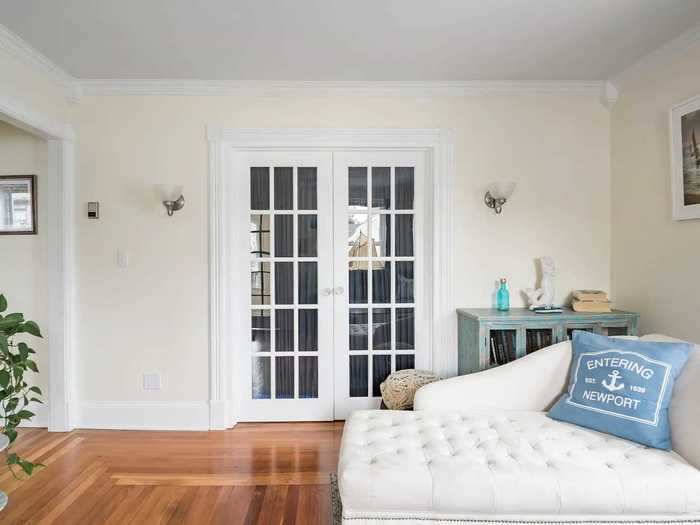 Rhode Island: Sea-inspired apartment in Newport, $226