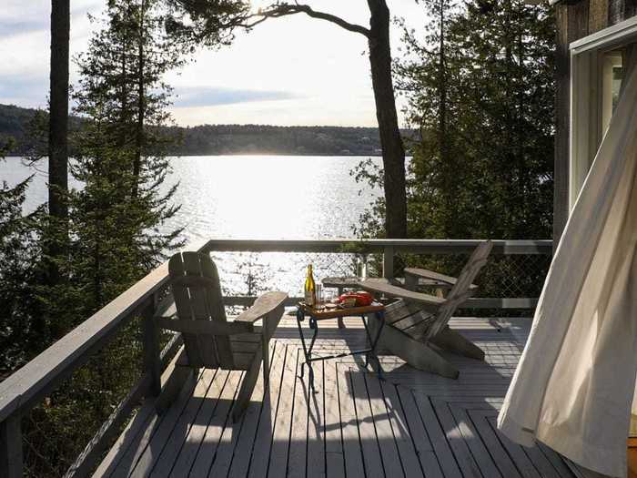 Maine: Tranquil waterfront cottage in Mount Desert, $208