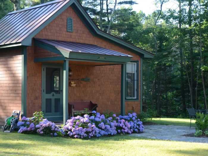 Maine: Secluded cabin in Freeport, $122