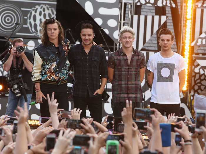 Their song "No Control" is considered an unofficial single from the album "Four."