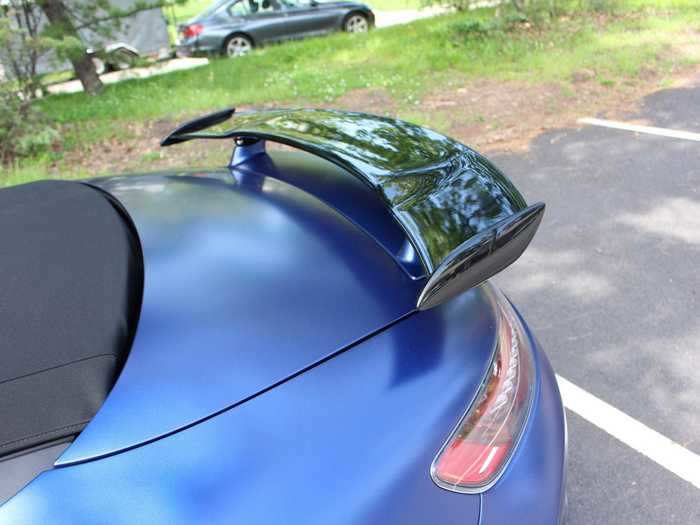 The carbon fiber wing ...