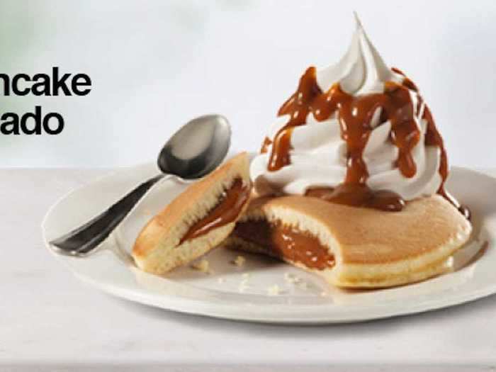 Pancake Helado, pancakes filled with dulce de leche and topped with vanilla ice cream, can be found on which South American country