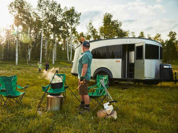 To accommodate the lift kit and larger tires, Airstream also included an extra step by the main door of the trailer.