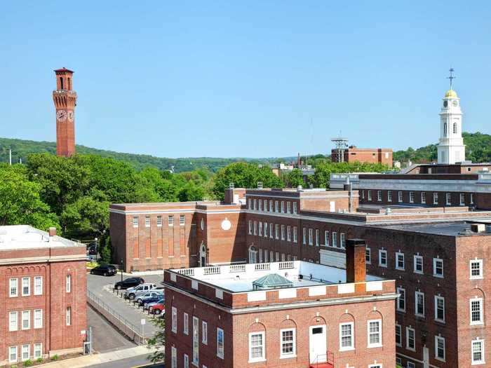 19. The household self-response rate in Waterbury, Connecticut, is 50.0% as of July 13.