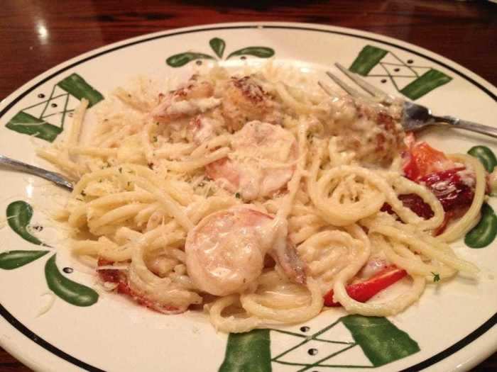 The chicken carbonara is pure comfort food.