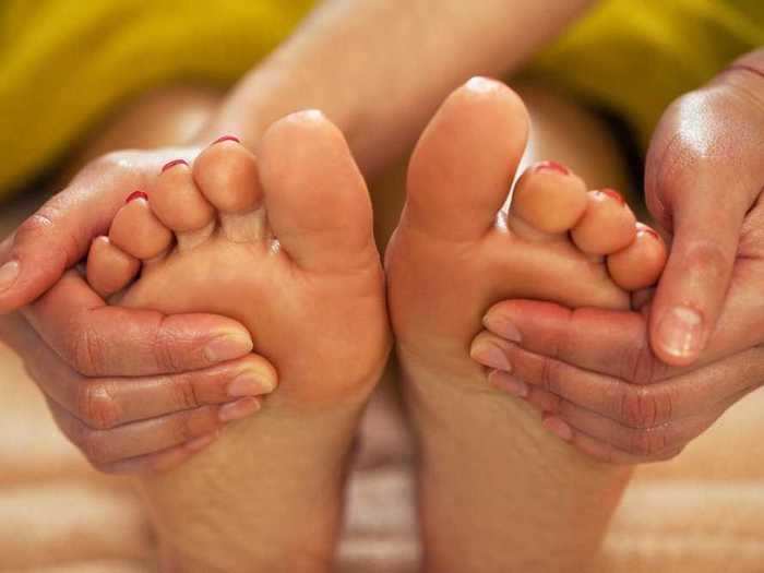 Your feet, hands, or lips are swollen.