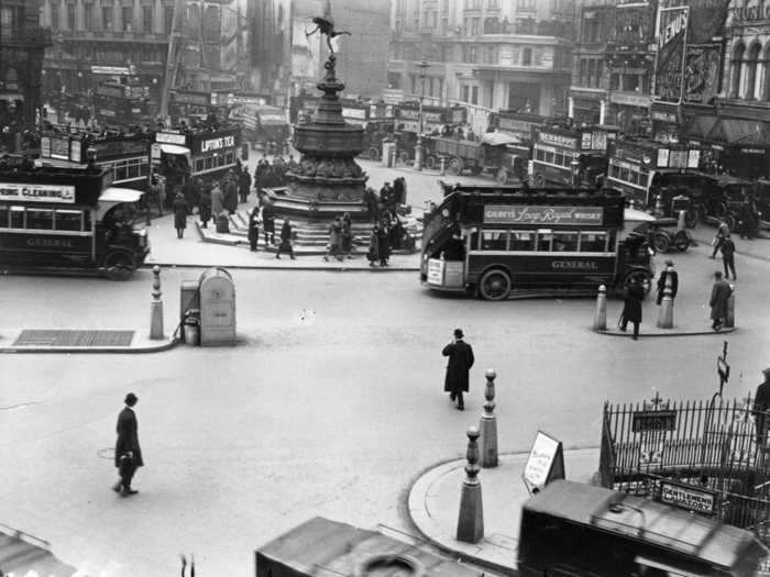 Piccadilly Circus had a similar scene of hustle and bustle 100 years ago.