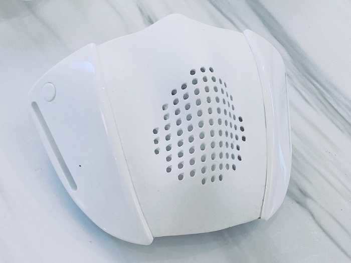 The mask connects to a smartphone app over Bluetooth, where it can then transcribe speech, be used for calls, or translate Japanese into eight different languages.