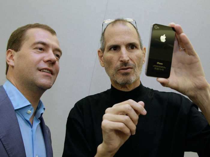 Then Apple CEO Steve Jobs also downplayed the issue, placing the responsibility on the user, not Apple. "All phones have sensitive areas. Just avoid holding it in this way," Jobs wrote in an email to Ars Technica at the time. Jobs