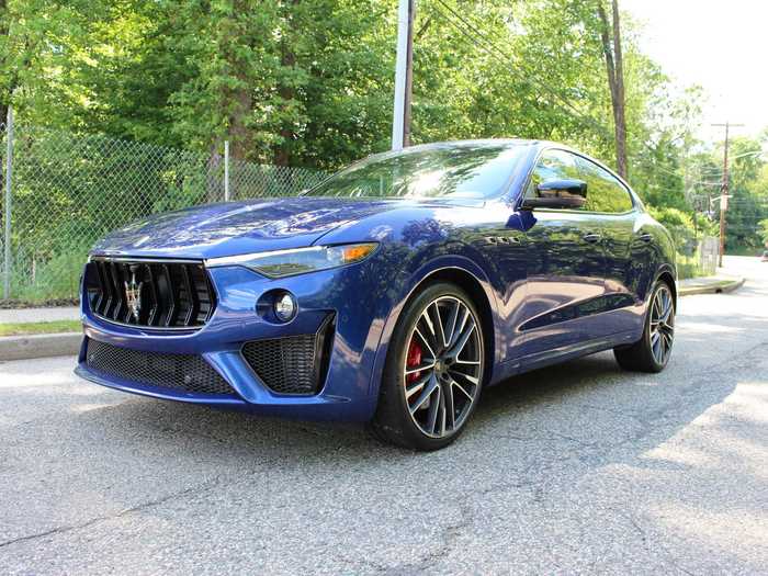 My 2020 Maserati Levante GTS tester arrived wearing a "Blu Emozione" paint job and several thousand dollars in extras that pushed the $123,290 stick price to $136,000.