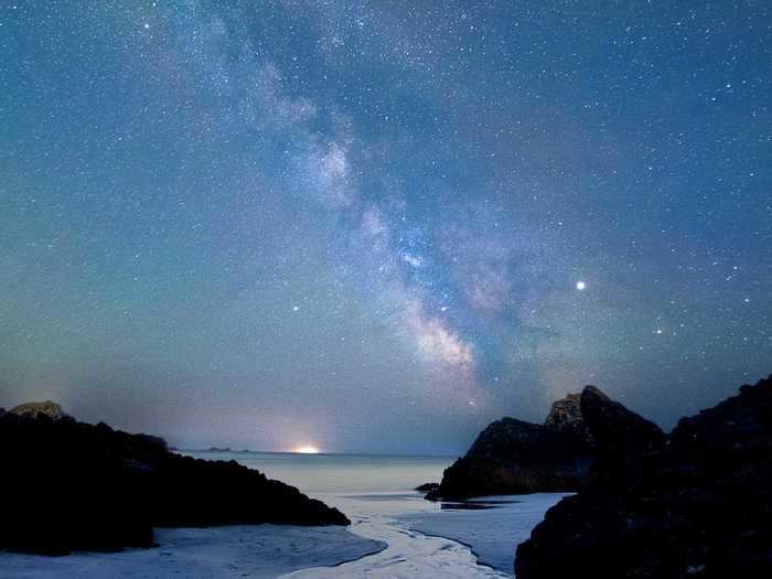 Louise Jones, from the UK, took a breathtaking photo of Kynance Cove under the Milky Way in Cornwall, England.