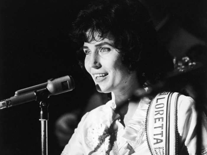 Loretta Lynn signed her first record deal in 1960 and found success with her debut single, "I