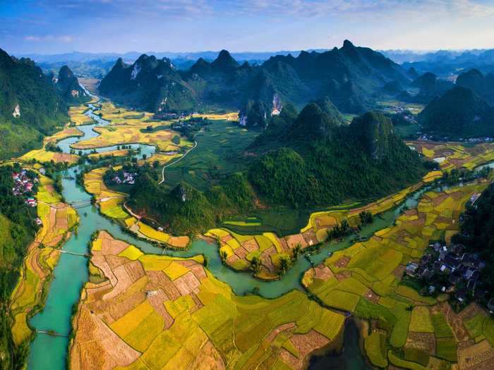 VIETNAM: Non nuoc Cao Bang UNESCO Global Geopark