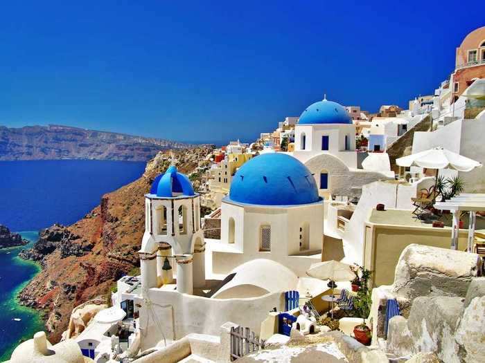 GREECE: Oia, Santorini