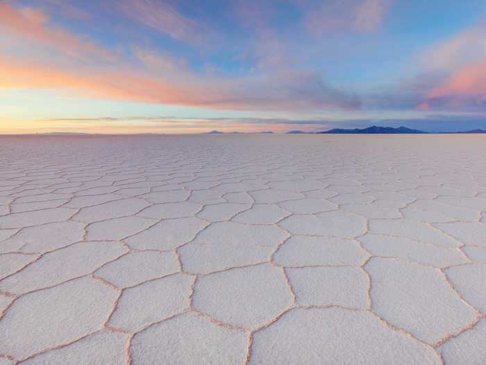 BOLIVIA: Salar de Uyuni salt flat