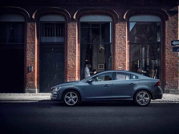 4. Volvo S60 — 53.2% three-year depreciation