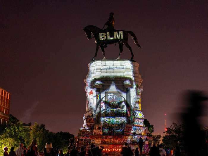 Klein felt that it would be important to project an image of Floyd as a form of peaceful protest against the backdrop of a pro-slavery Confederate monument.